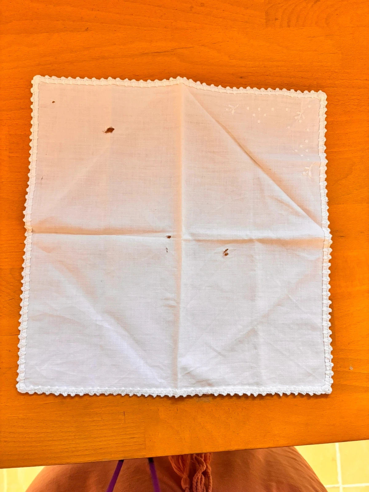 Lot of 5 old white fabric handkerchiefs with lace trim – photo 5
